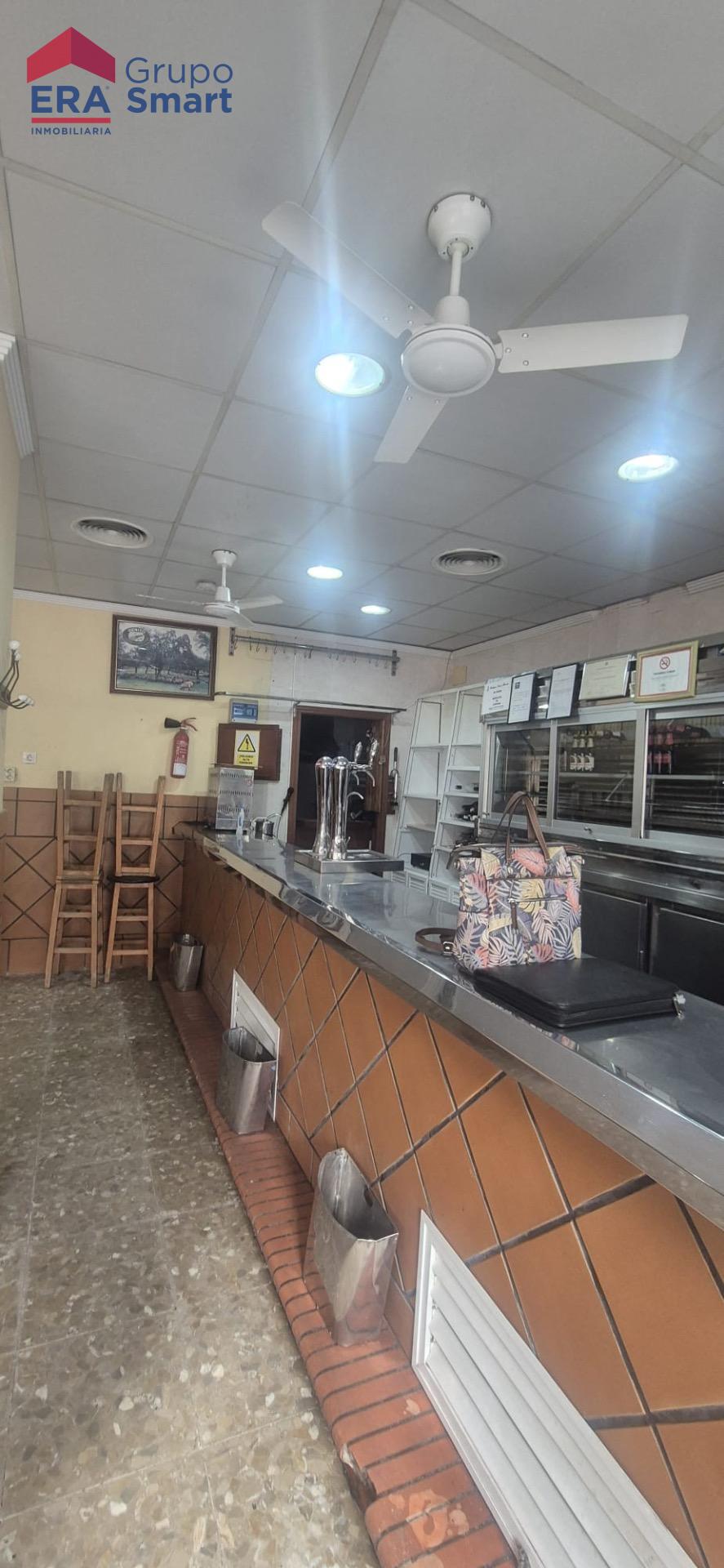 Locales o naves en Sevilla, Amate — imagen 2