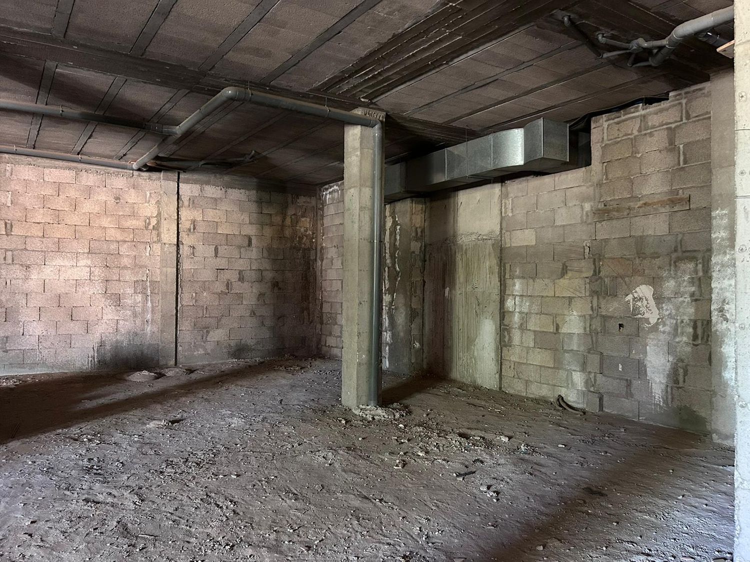 Locales o naves en Santa Lucía de Tirajana — imagen 8