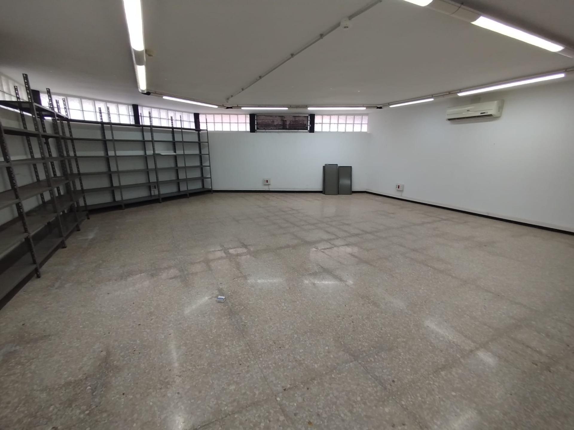 Locales o naves en Palmas de Gran Canaria, Las, Arenales — imagen 20