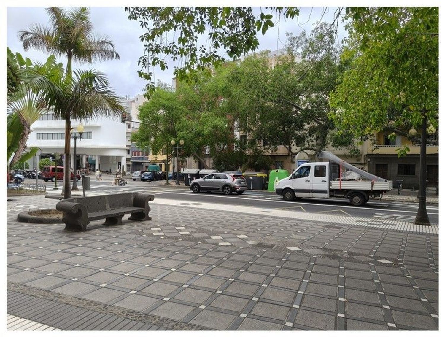 Locales o naves en Palmas de Gran Canaria, Las, Arenales - Lugo - Avda Marítima — imagen 3