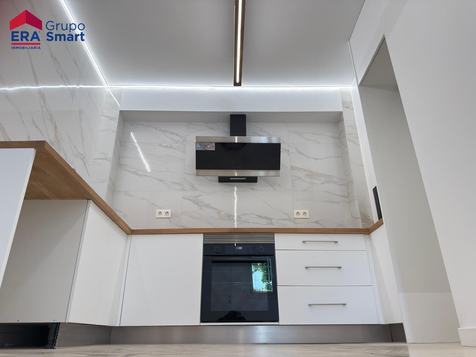 Locales o naves en Sevilla, Gran Plaza - Marqués de Pickman - Ciudad Jardín — imagen 5