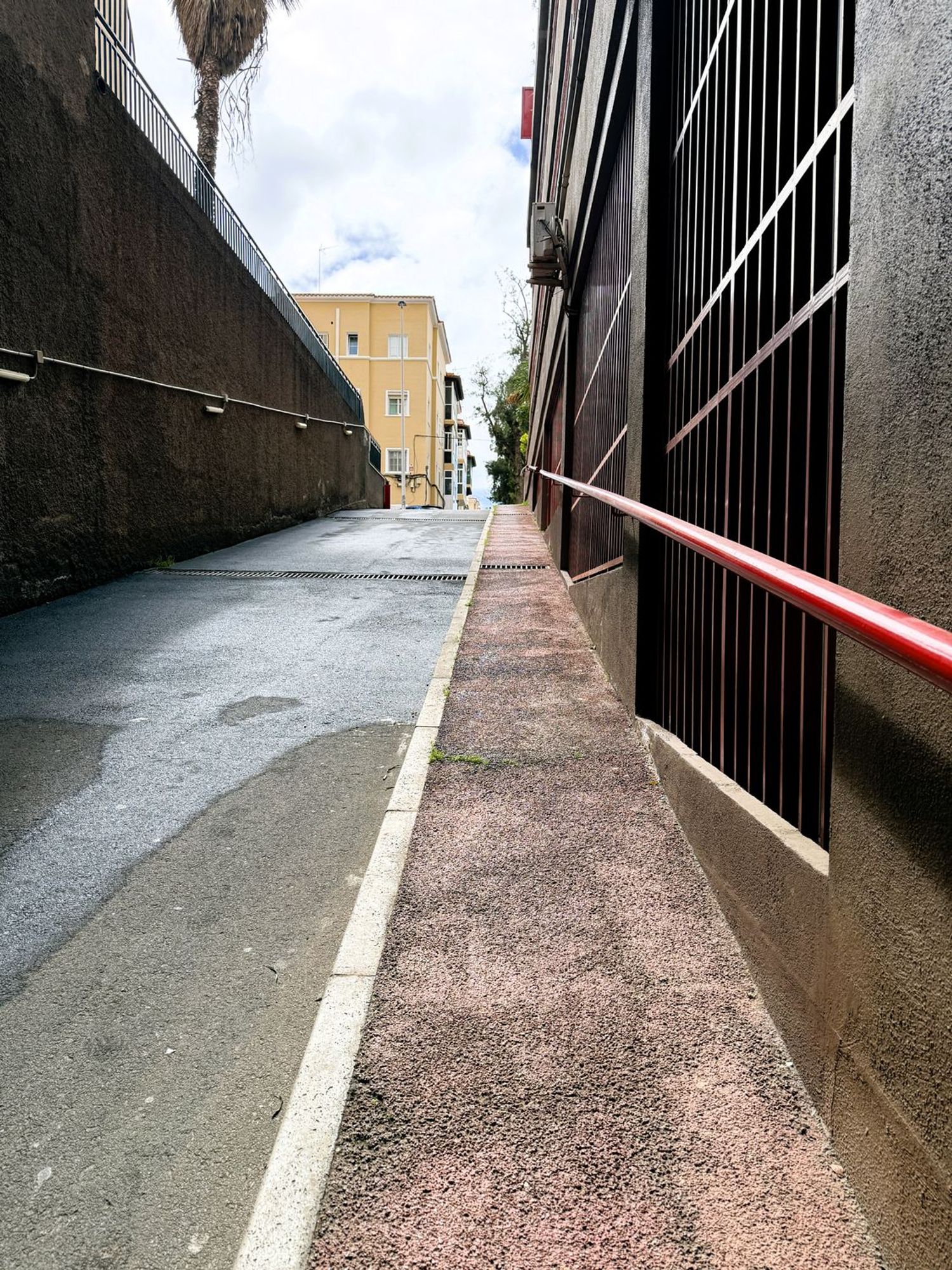 Locales o naves en Santa Cruz de Tenerife, La Salle — imagen 29