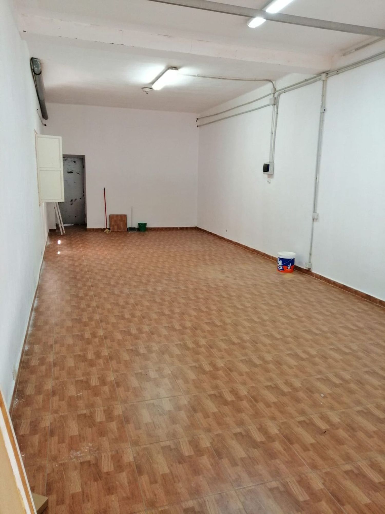 Locales o naves en San Cristóbal de La Laguna, LA LAGUNA — imagen 4