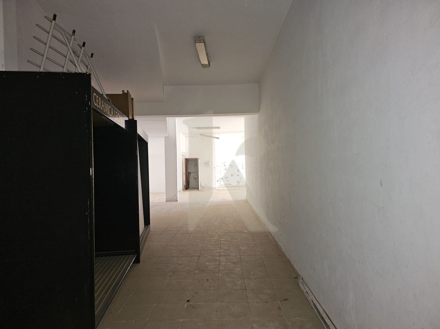 Locales o naves en Sobradillo — imagen 16