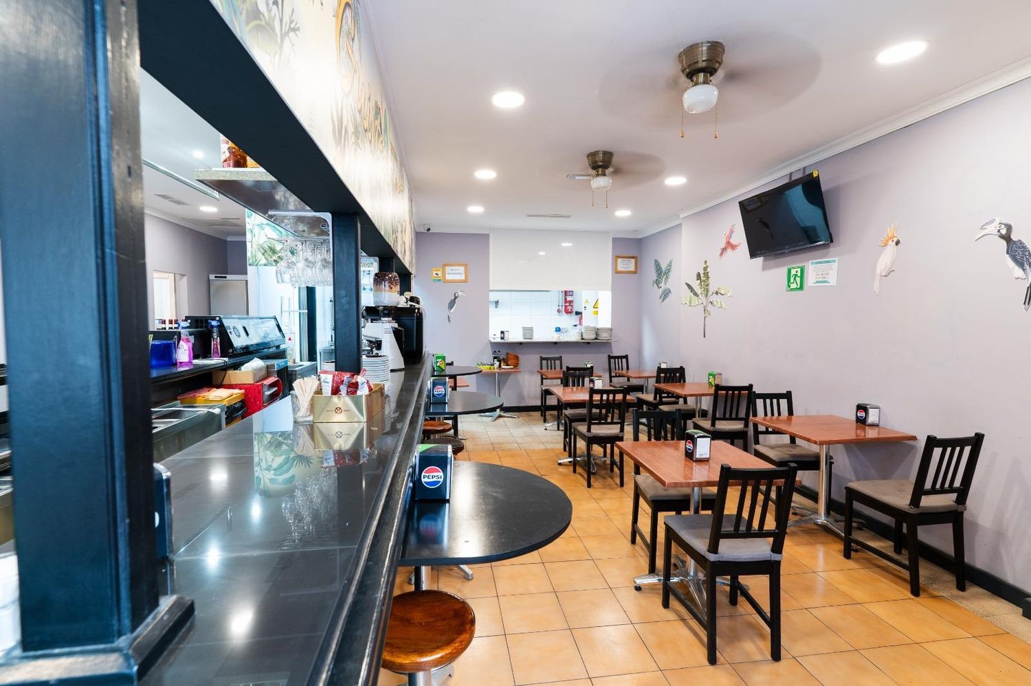 Locales o naves en Palmas de Gran Canaria, Las, Santa Catalina - Canteras — imagen 3