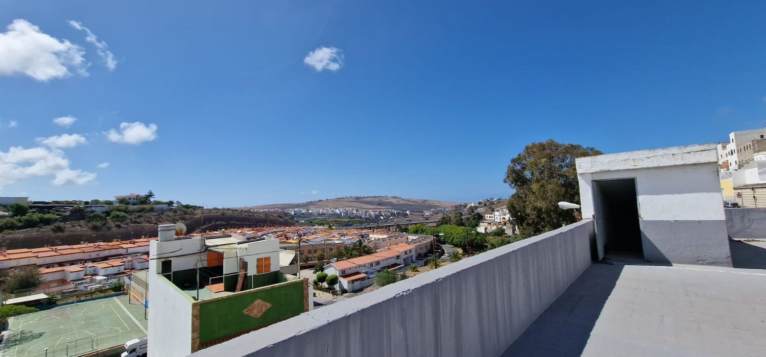 Edificios en Palmas de Gran Canaria, Las, Escaleritas - La Feria — imagen 15