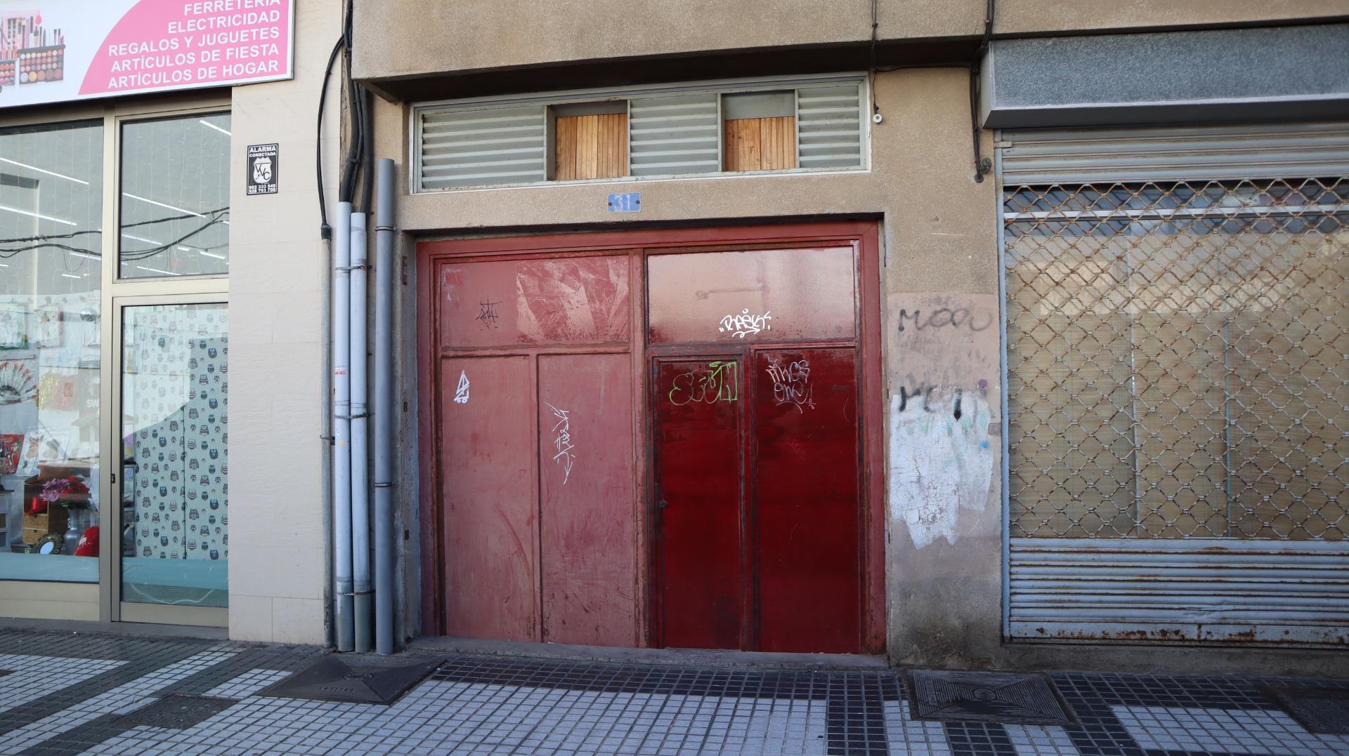 Locales o naves en Palmas de Gran Canaria, Las, Arenales — imagen 2
