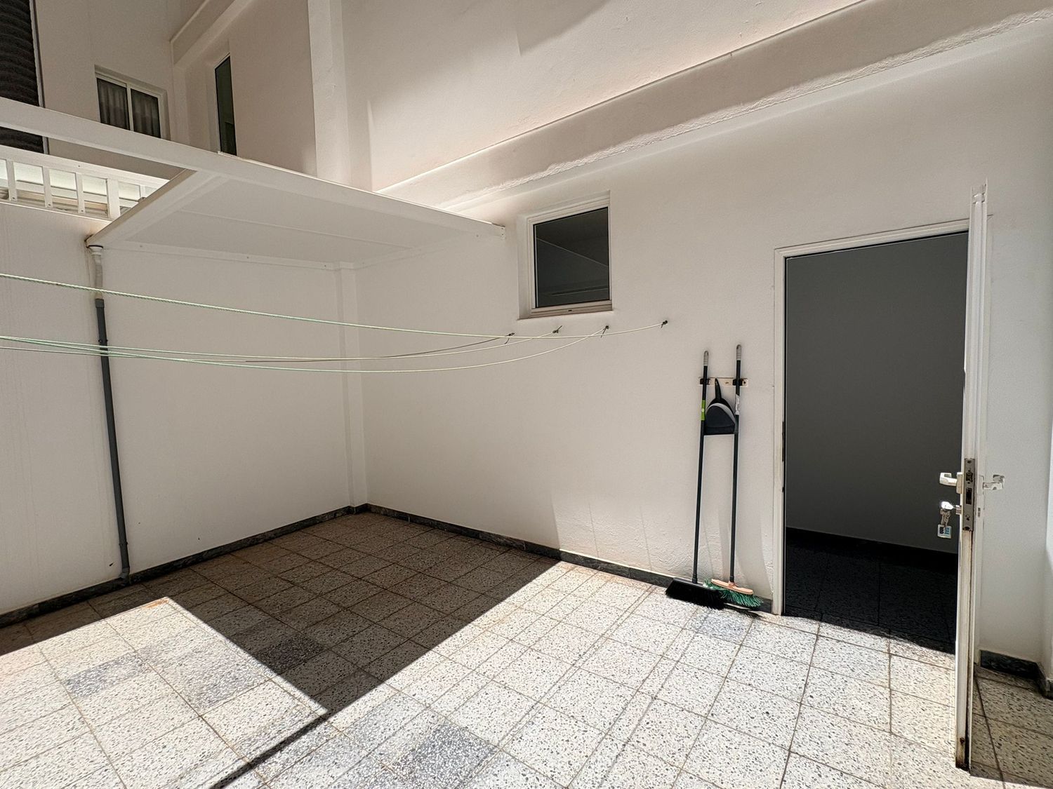 Pisos en Palmas de Gran Canaria, Las, Guanarteme — imagen 17