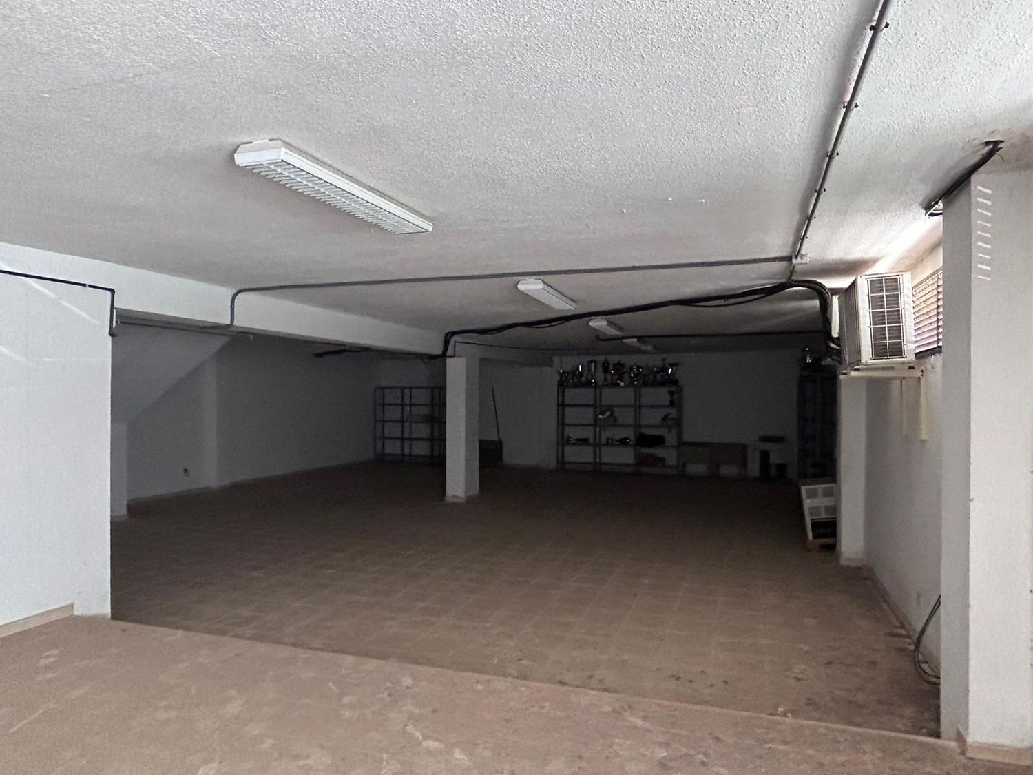 Locales o naves en San Cristóbal de La Laguna, LA LAGUNA — imagen 21