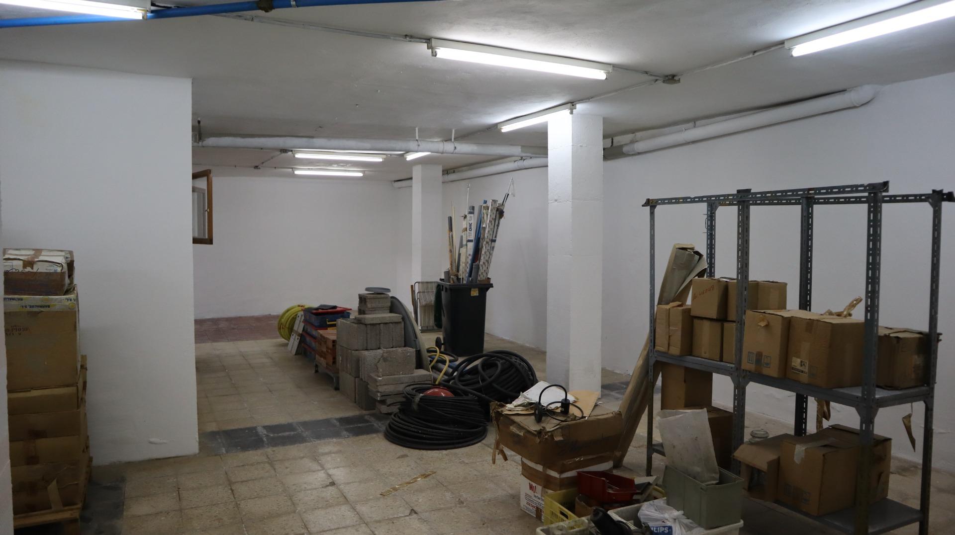 Locales o naves en Palmas de Gran Canaria, Las, Arenales — imagen 4