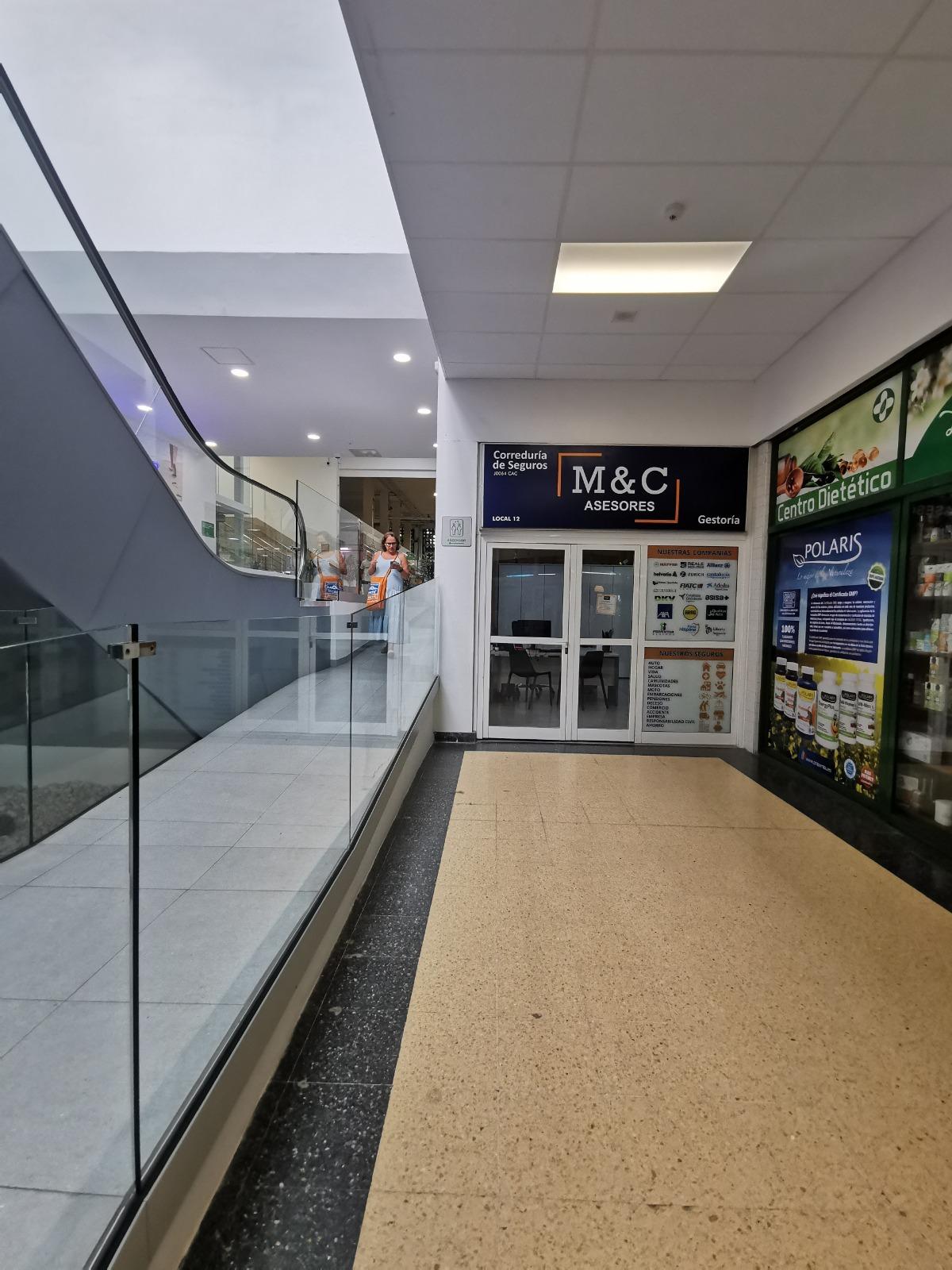 Locales o naves en Palmas de Gran Canaria, Las, Mesa y López — imagen 4