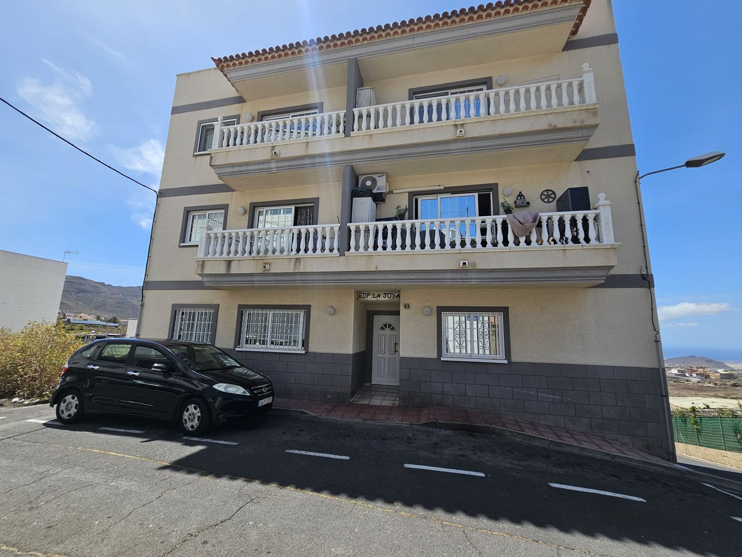 Garajes en Arona — imagen 2