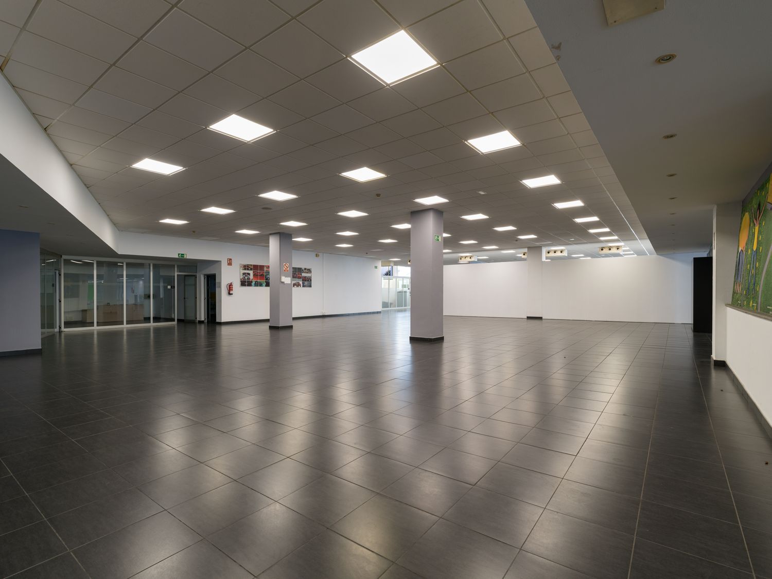 Locales o naves en Palmas de Gran Canaria, Las, La Isleta — imagen 14