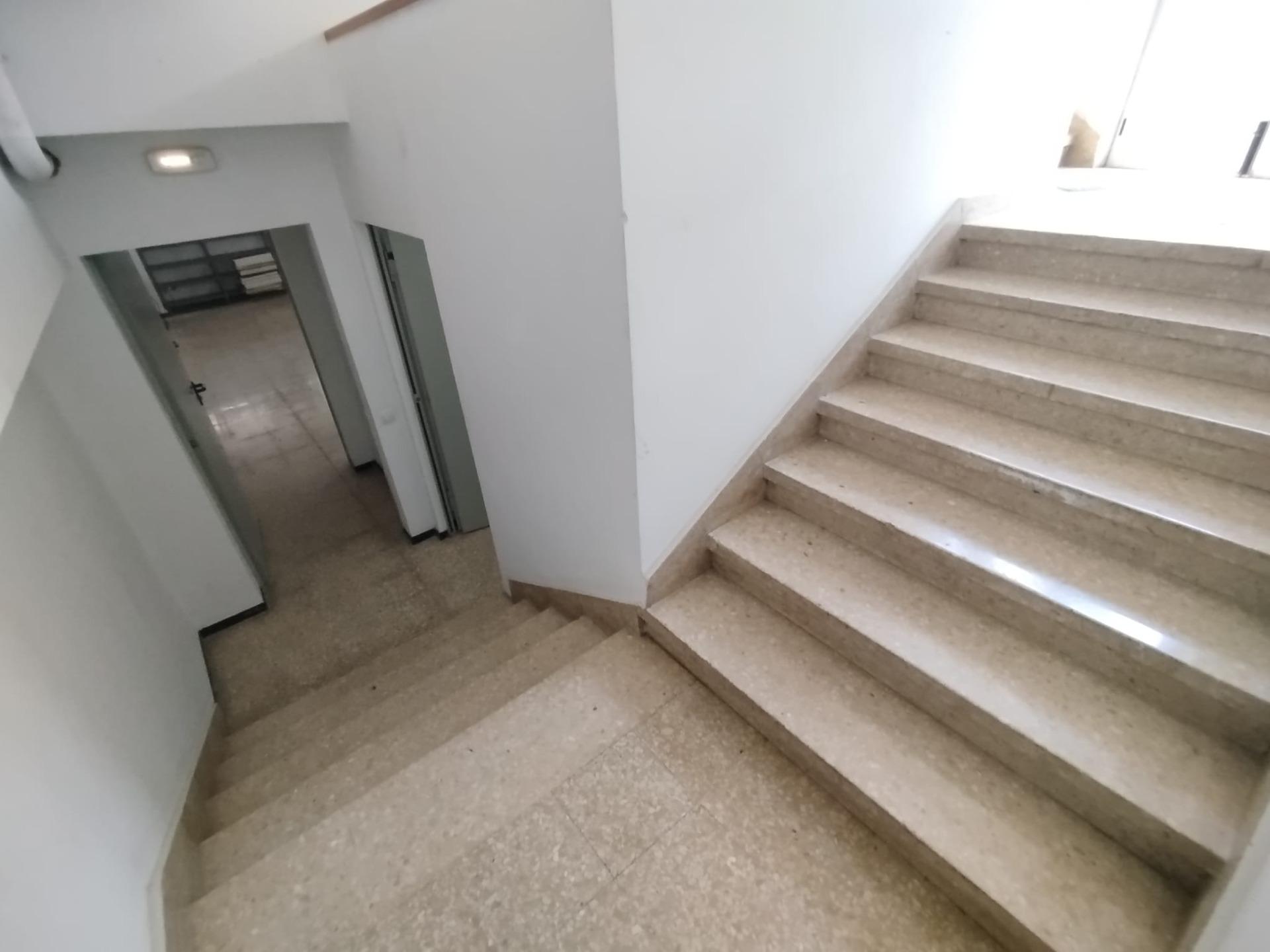 Locales o naves en Palmas de Gran Canaria, Las, Arenales — imagen 18