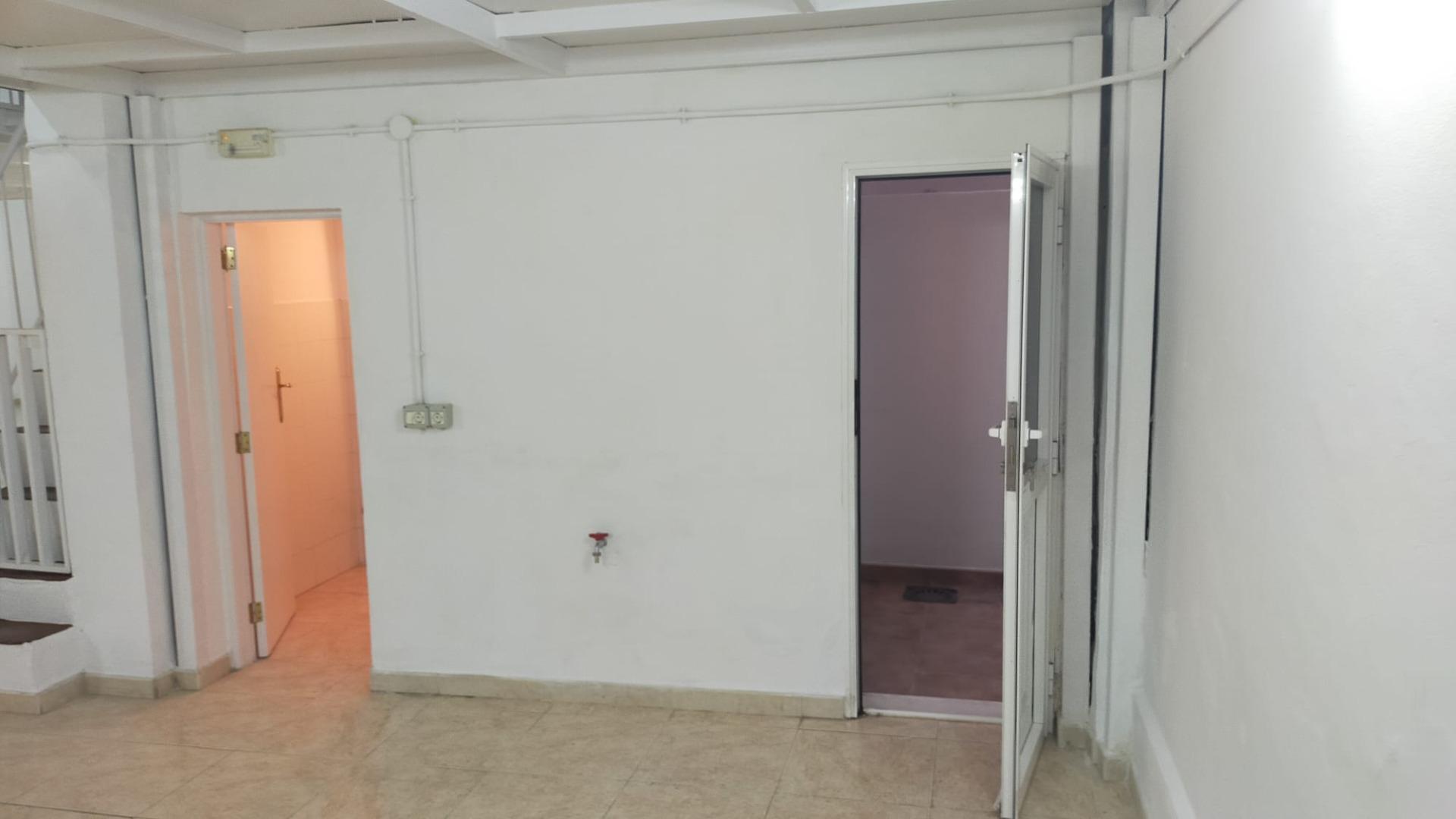 Locales o naves en Santa Cruz de Tenerife, Cruz del Señor — imagen 6