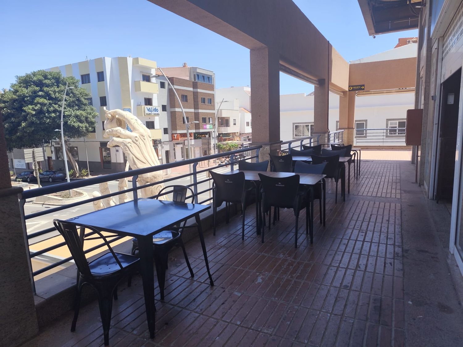 Locales o naves en Santa Lucía de Tirajana — imagen 10