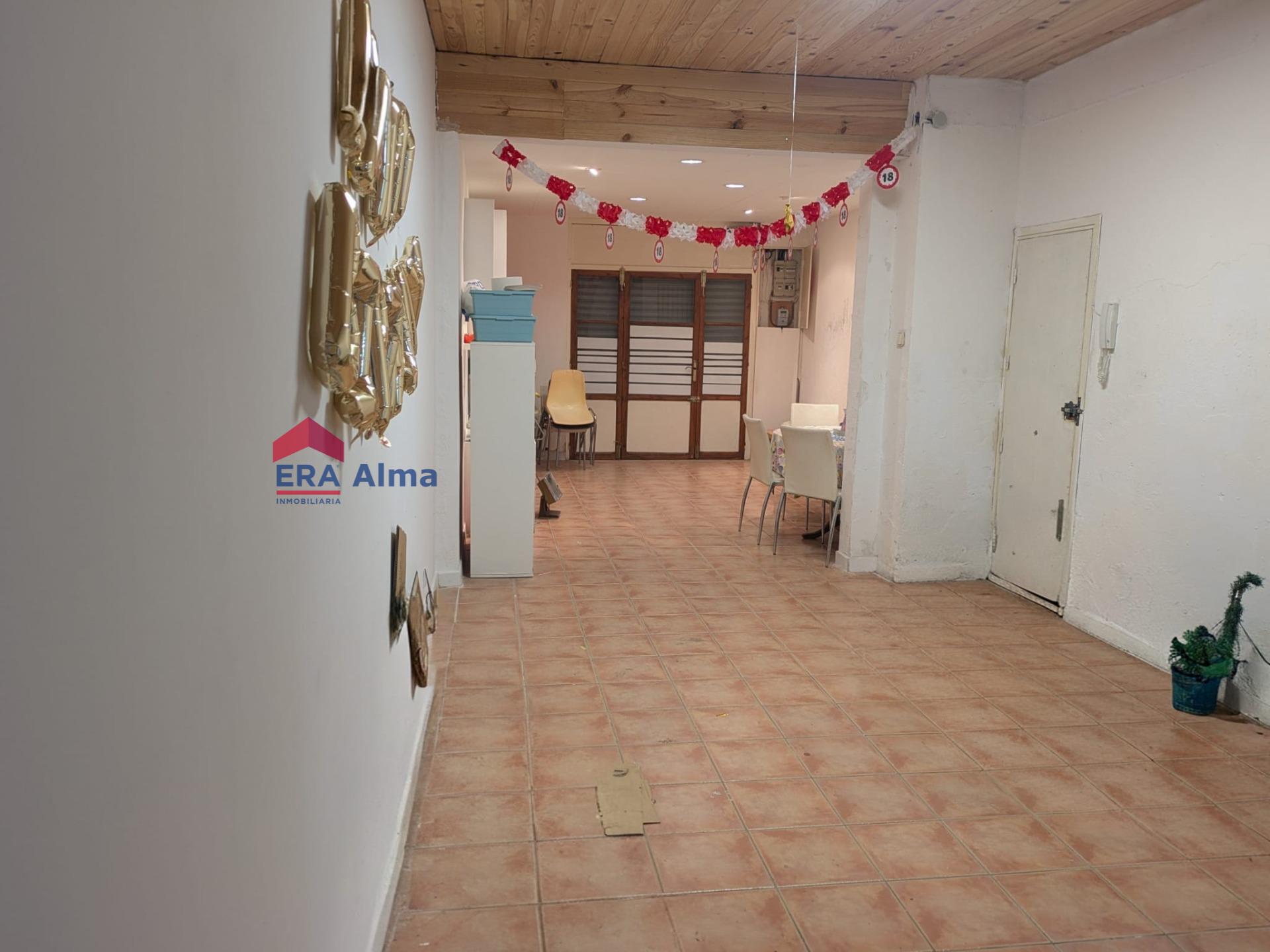 Locales o naves en Sant Joan Despí, Centre — imagen 8