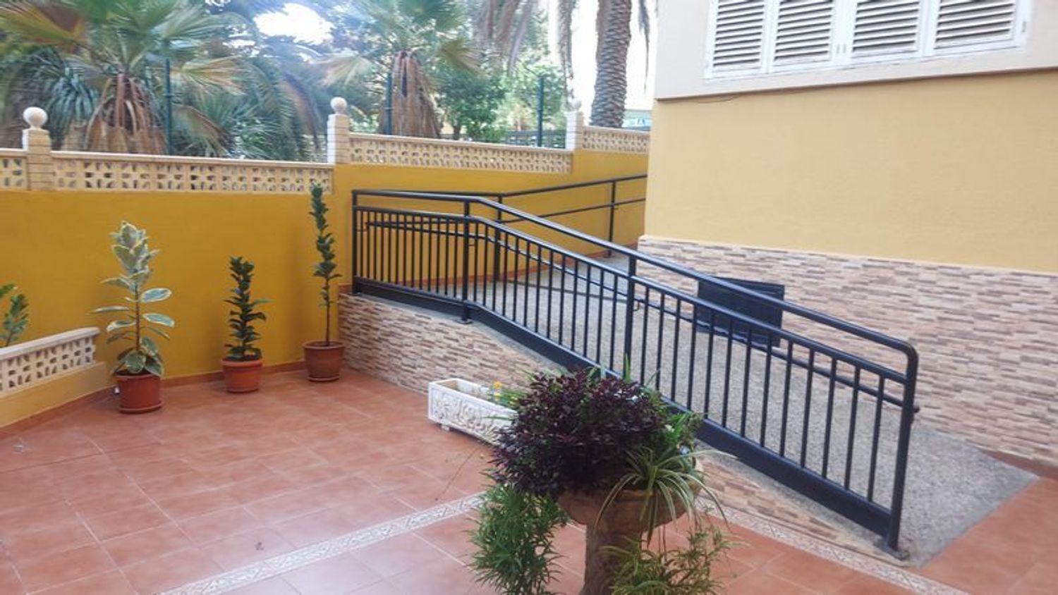 Pisos en Palmas de Gran Canaria, Las, Escaleritas - La Feria — imagen 4