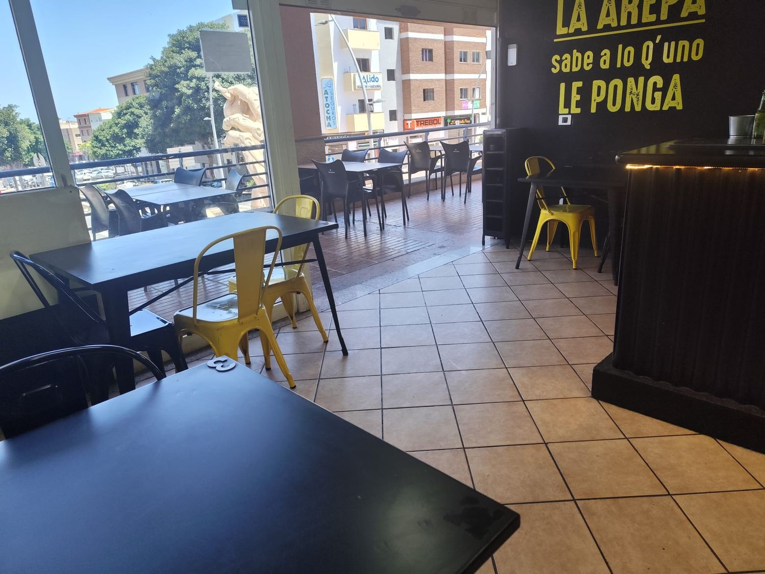 Locales o naves en Santa Lucía de Tirajana — imagen 4