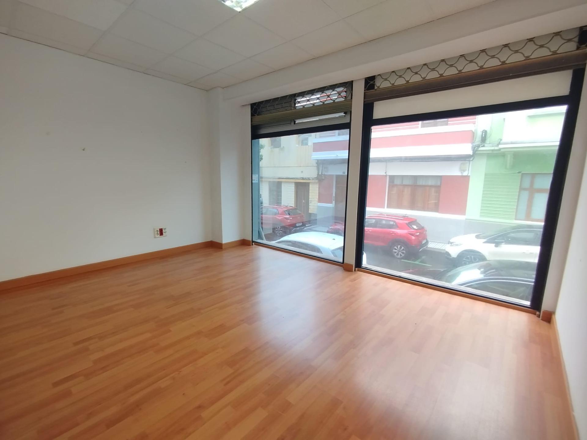 Locales o naves en Palmas de Gran Canaria, Las, Arenales — imagen 12