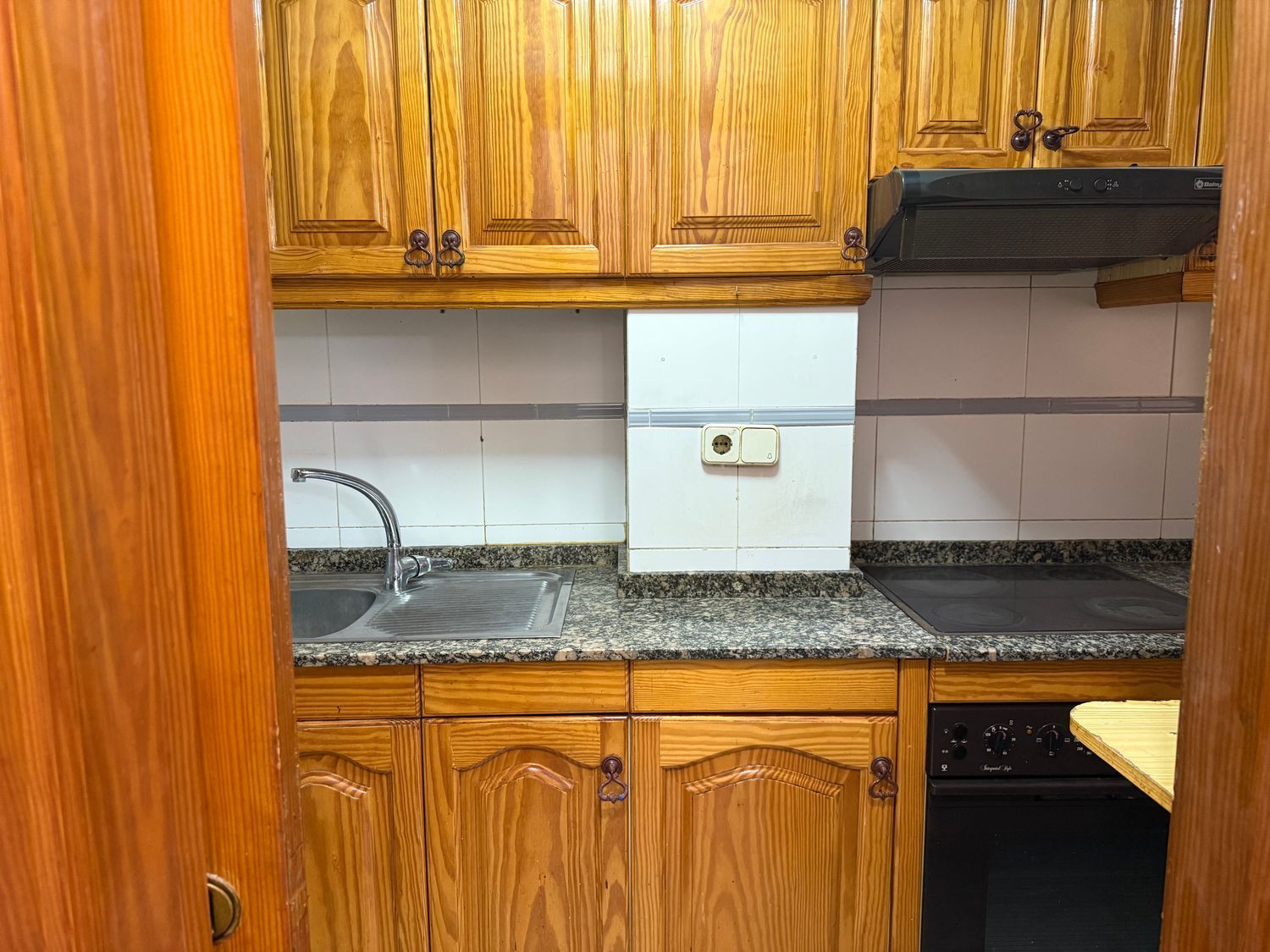 Pisos en Palmas de Gran Canaria, Las, Santa Catalina - Canteras — imagen 6