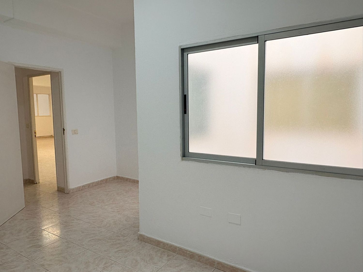 Oficinas en Palmas de Gran Canaria, Las, Arenales - Lugo - Avda Marítima — imagen 23