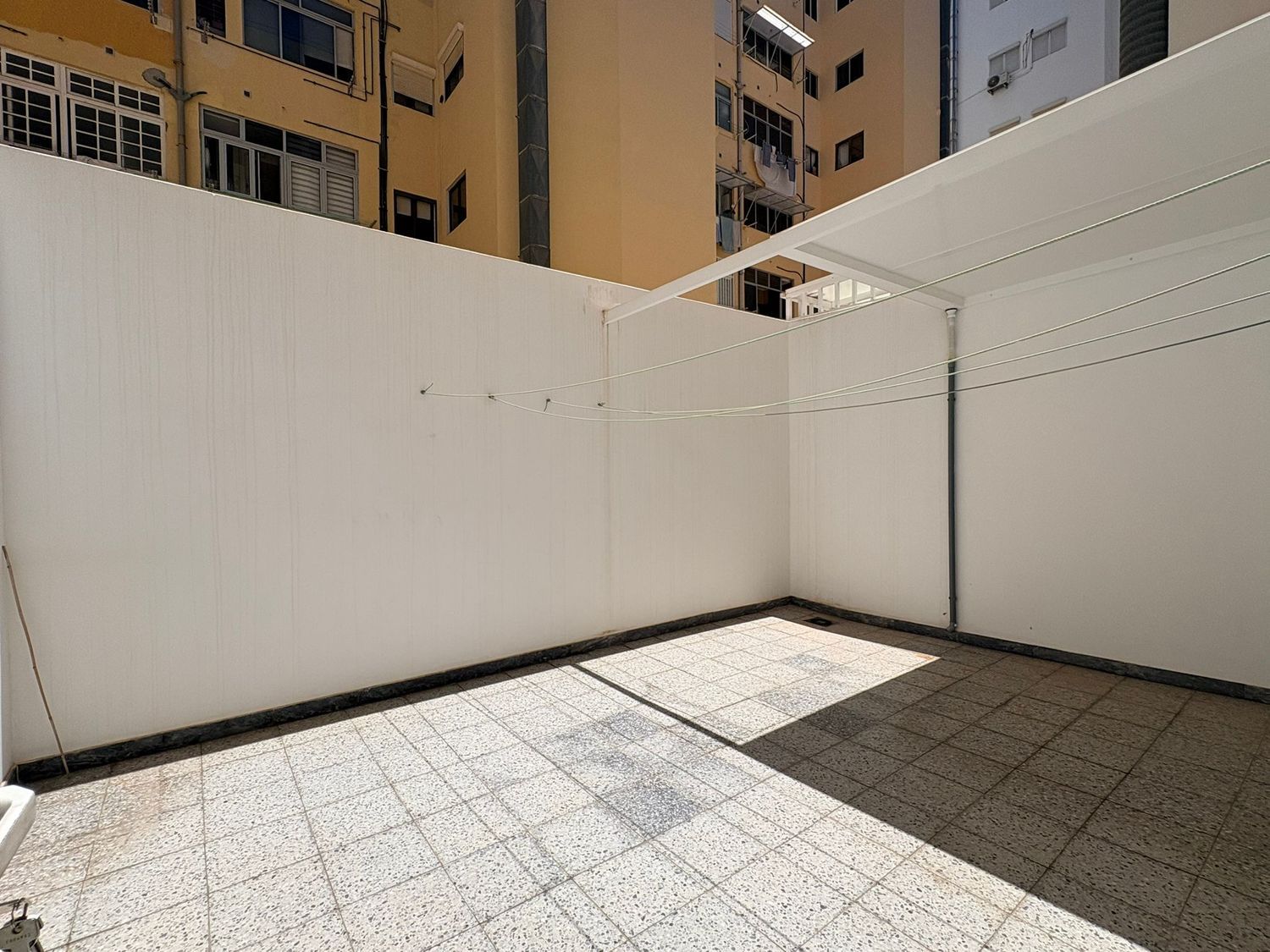 Pisos en Palmas de Gran Canaria, Las, Guanarteme — imagen 2