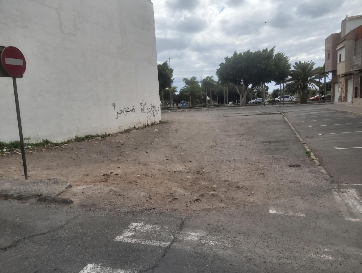 Terrenos en Santa Lucía de Tirajana, Vecindario centro-San Pedro Mártir — imagen 4