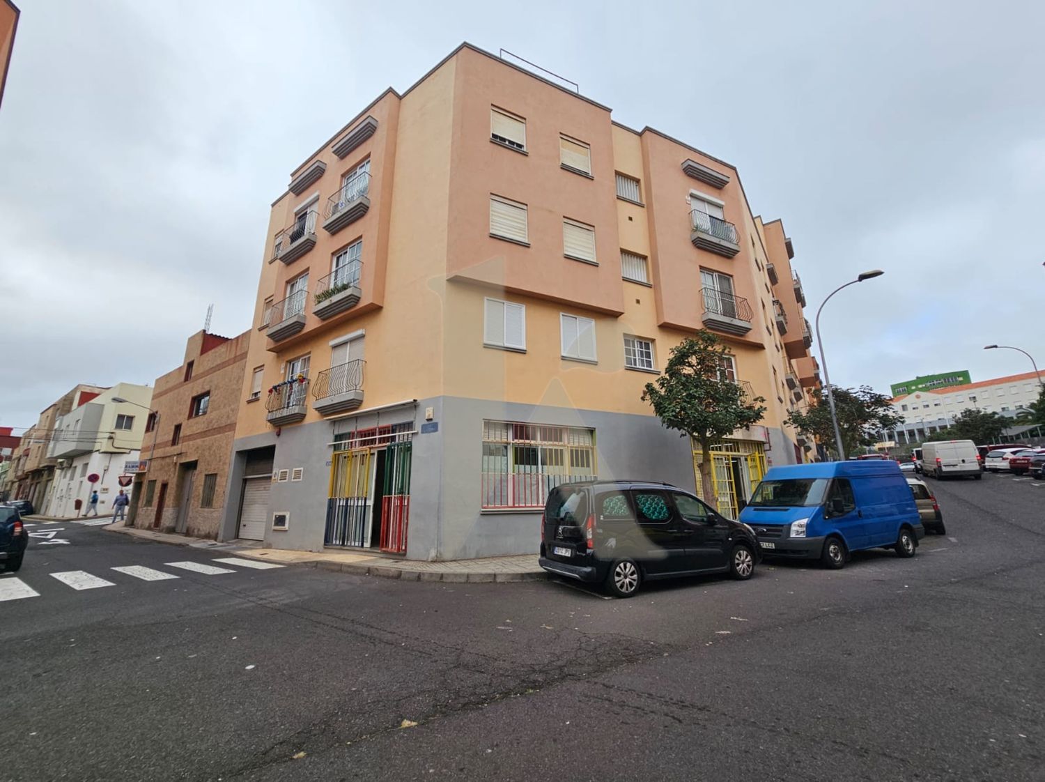 Locales o naves en Santa Cruz de Tenerife, Barranco Grande — imagen 2