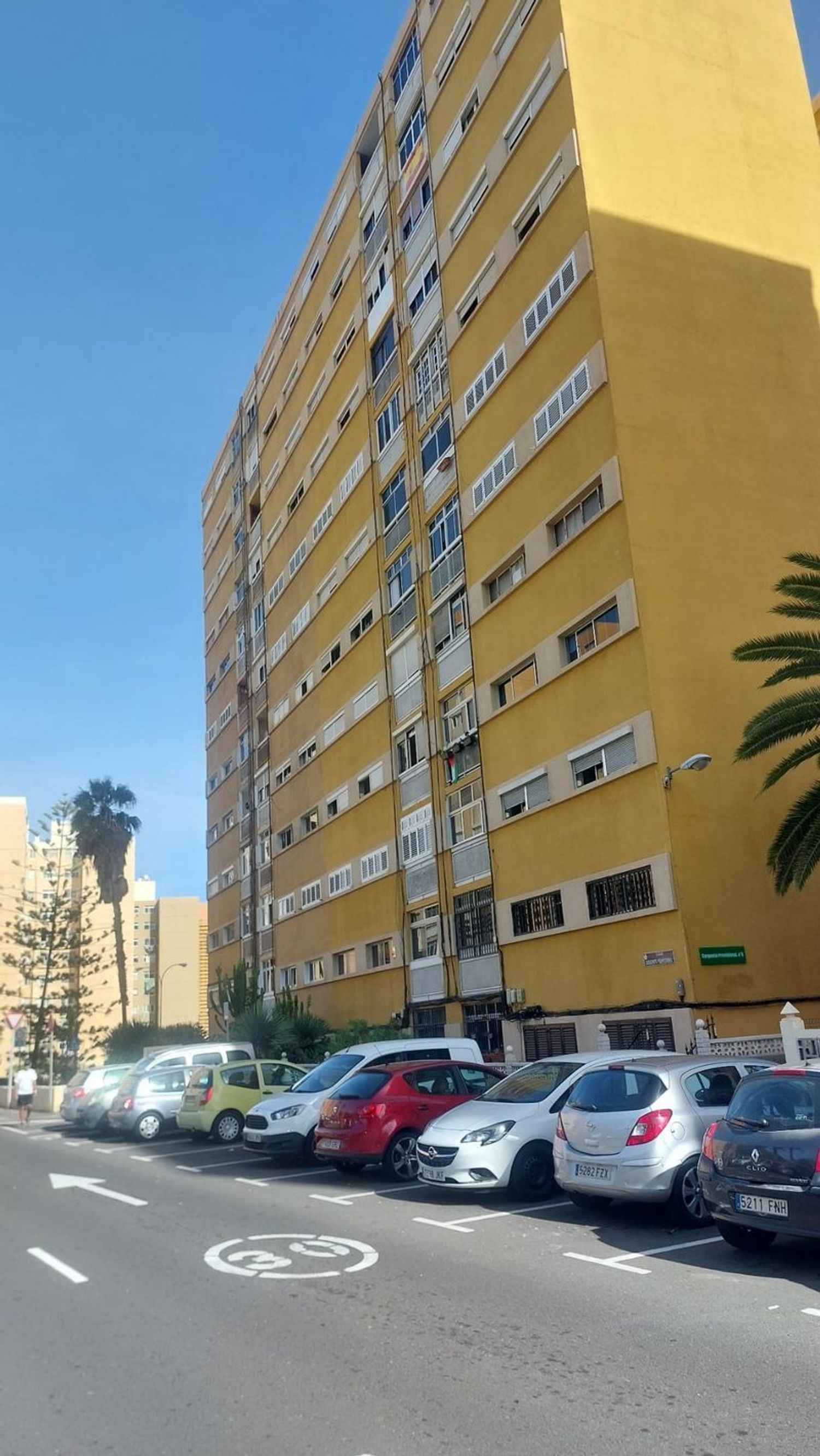 Pisos en Palmas de Gran Canaria, Las, Escaleritas - La Feria — imagen 3