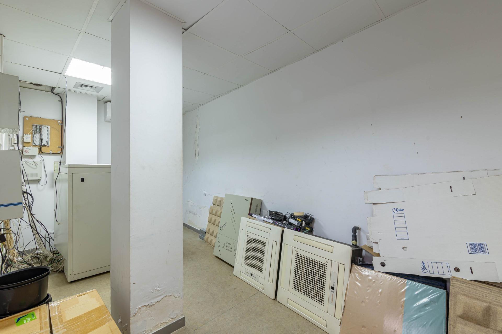 Locales o naves en Palmas de Gran Canaria, Las, Triana — imagen 36