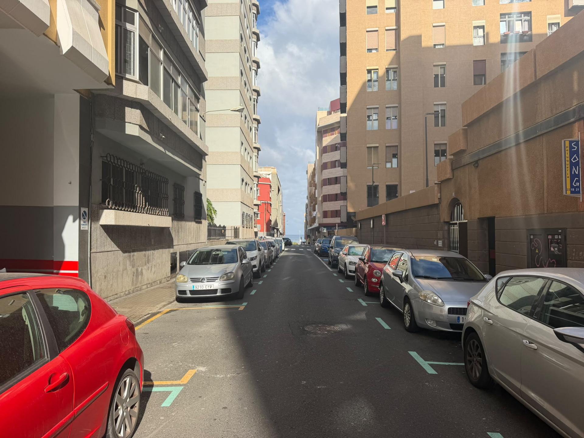 Locales o naves en Palmas de Gran Canaria, Las, Guanarteme — imagen 9
