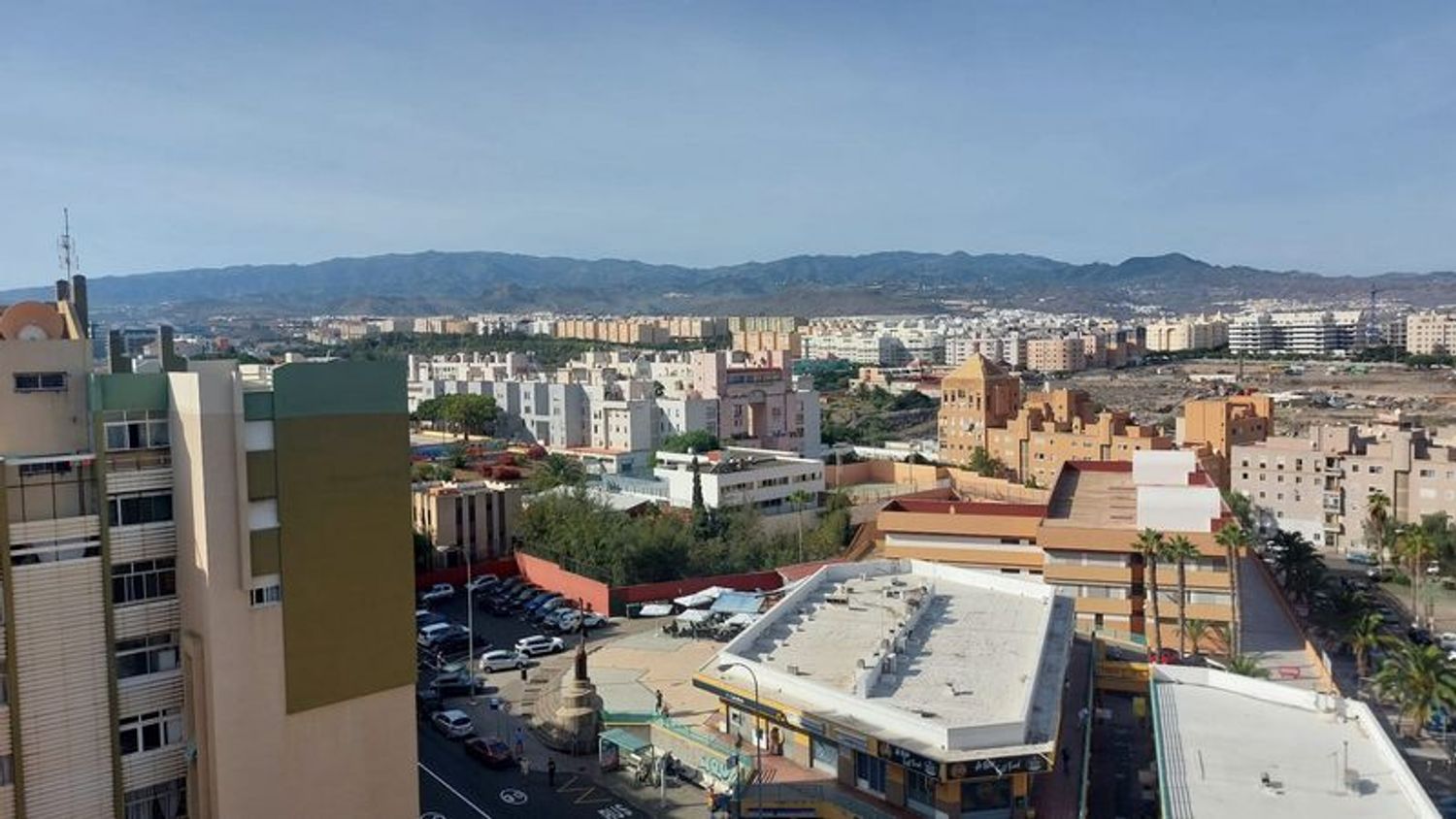 Pisos en Palmas de Gran Canaria, Las, Escaleritas - La Feria — imagen 14