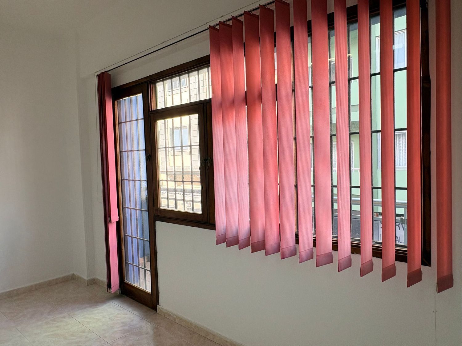 Oficinas en Palmas de Gran Canaria, Las, Arenales - Lugo - Avda Marítima — imagen 3
