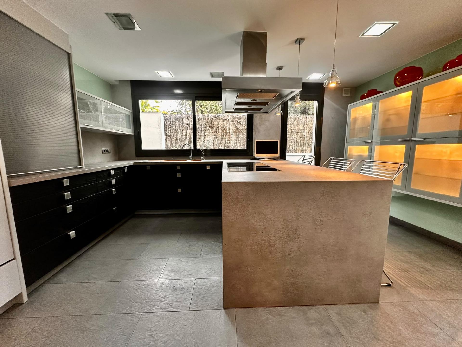 Independientes en Esplugues de Llobregat, Ciutat Diagonal — imagen 18