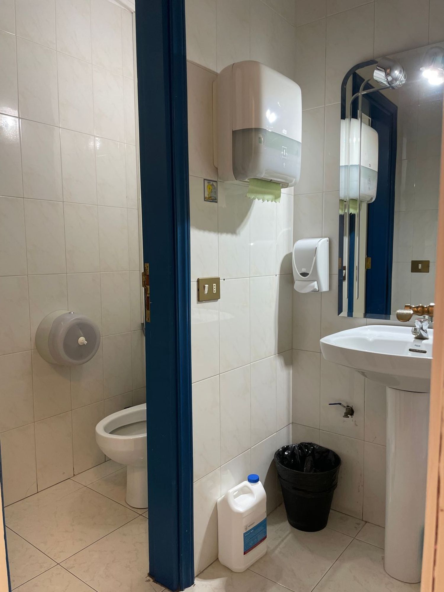 Locales o naves en Santa Cruz de Tenerife, La Salle — imagen 11