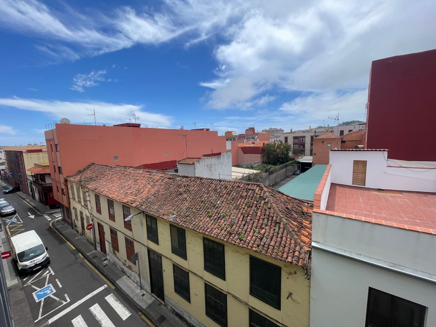 Pisos en San Cristóbal de La Laguna, LA LAGUNA — imagen 1
