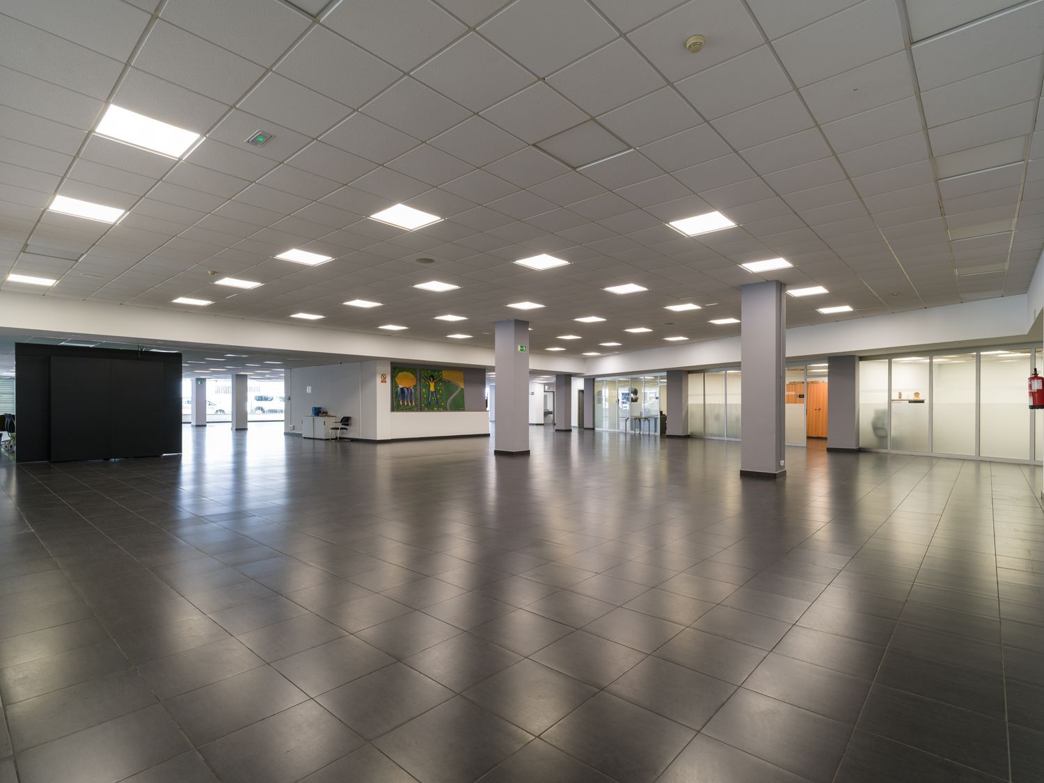 Locales o naves en Palmas de Gran Canaria, Las, La Isleta — imagen 15