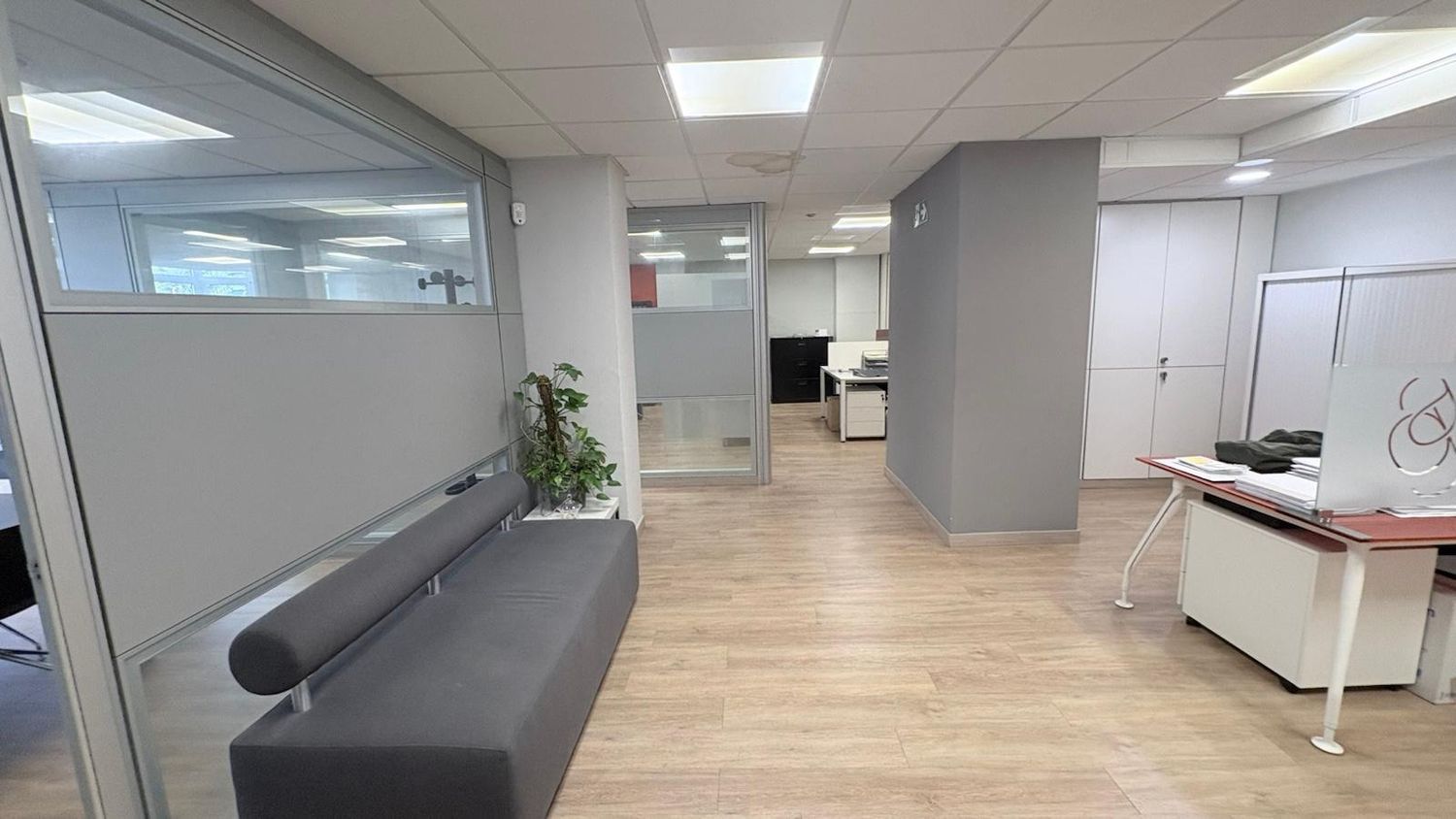 Oficinas en Palmas de Gran Canaria, Las, Santa Catalina - Canteras — imagen 12
