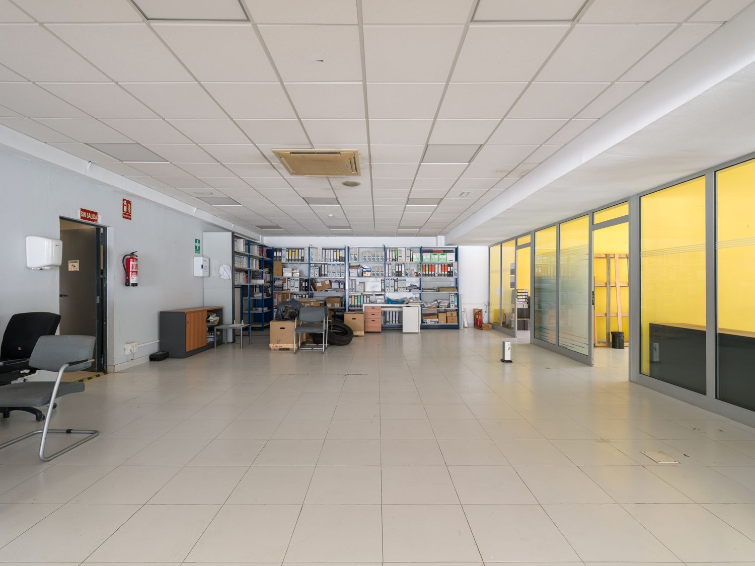 Locales o naves en Palmas de Gran Canaria, Las, La Isleta — imagen 21